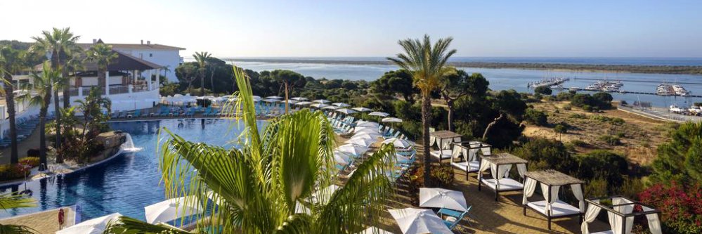¡Adults Only! Pensión Completa en la provincia de Huelva